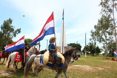 Cabalgata histórica en recordación de la batalla de Pikysyry.