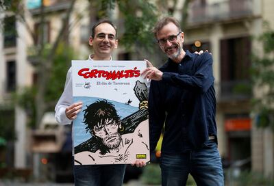 El guionista Juan Díaz Canales (i) y el dibujante Rubén Pellejero (d) retoman el personaje de Hugo Pratt Corto Maltés en su nuevo álbum "El día de Tarowean".