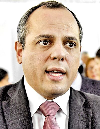 Camilo Benítez, contralor general de la República, pidió informes sobre los ordenadores de gastos para las  compras covid.