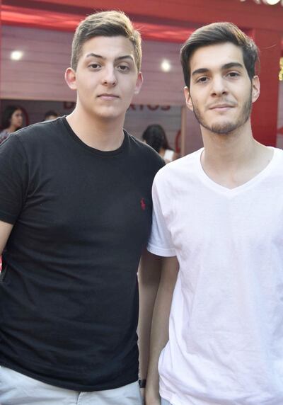 Alan y Ariel Barrientos.