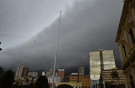 tormenta-alerta-lluvia-mal-tiempo-nublado-91302000000-1792852.jpeg