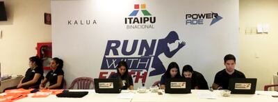 Siendo José Alderete su director, Itaipú patrocinó el evento Run With Faith, organizado por el colegio del Centro Familiar de Adoración, liderado por el consuegro de Alderete, Emilio Abreu.