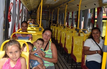 pasajeros-en-un-bus-con-aire-acondicionado-de-la-linea-26-en-fernando-de-la-mora-opero-recien-a-partir-de-las-1000-am--193930000000-1414902.jpg