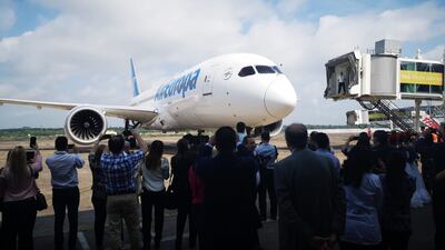 Dreamliner aterrizó hoy en el aeropuerto de Luque.