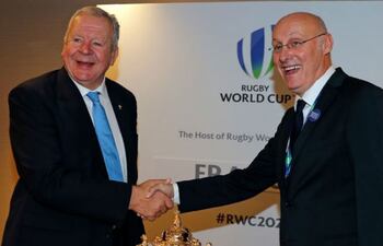 Bill Beaumont (i) junto a Bernard Laporte.