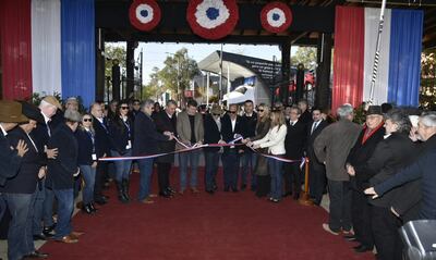Tras el clásico corte de cinta las puertas de la Expo 2019 quedaron oficialmente abiertas para los visitantes.