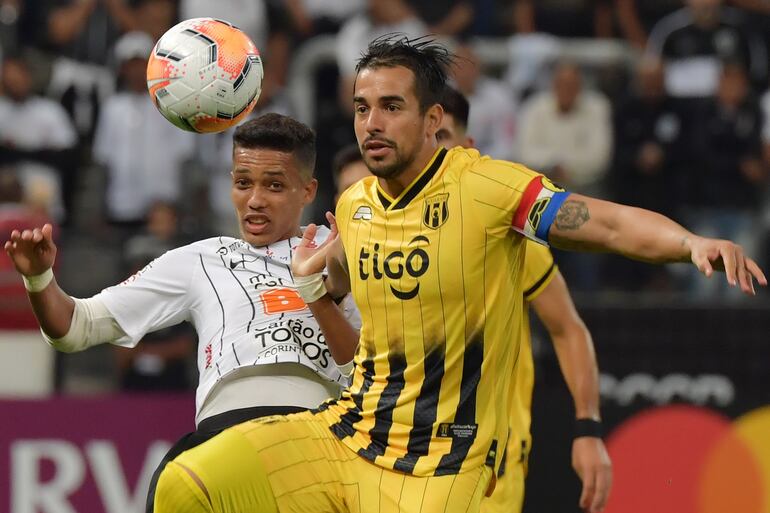 Los aurinegros enfrentan un duro desafío en tierras brasileñas.