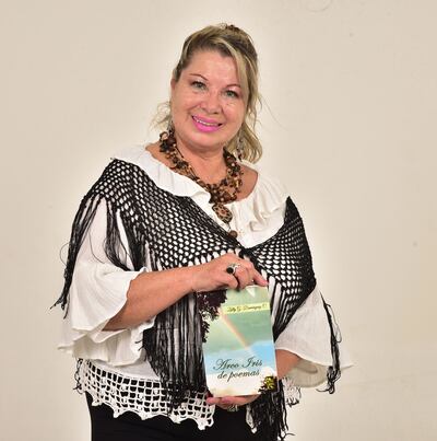 Zully Domínguez, autora del poemario que será presentado hoy en su versión braile.