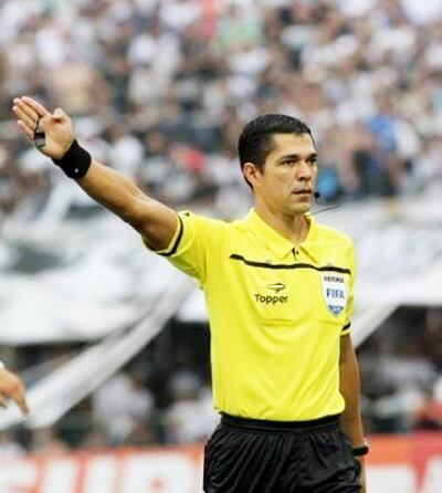 Mario Alberto Díaz de Vivar Bogado (36 años), representa al arbitraje paraguayo en el Mundial Sub 17 Brasil 2019.