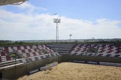 El Estadio “Arena Pynandi-APF”, ubicado en la sede del Comité Olímpico Paraguayo (COP), recibiría a los deportes de playa como el fútbol y el vóleibol.