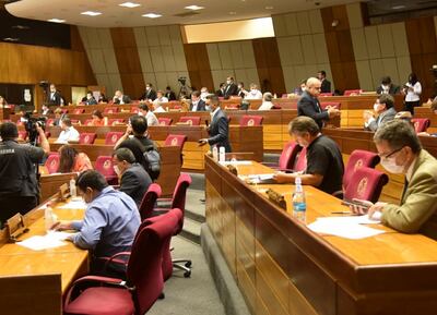 La Cámara Baja, el miércoles último, no trató el proyecto del Ejecutivo, pero presentó otra propuesta para destinar a salarios.