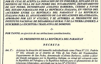 en-el-decreto-n-5587-16-cartes-se-atribuye-funciones-de-la-procuradu-ria-y-de-catastro-y-respalda-los-padrones-creados-irre-gularmente--203242000000-1525753.jpg