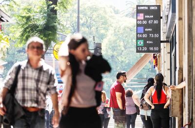 Los mercados operan con disparidad.
