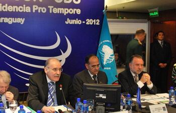 la-ultima-reunion-del-consejo-de-defensa-de-la-unasur-se-realizo-el-5-de-junio-pasado-en-asuncion-bajo-la-presidencia-pro-tempore-de-paraguay--215422000000-486969.jpg