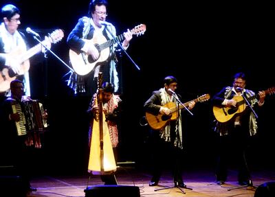 El dúo Almada-Ovelar durante su actuación en el BCP.