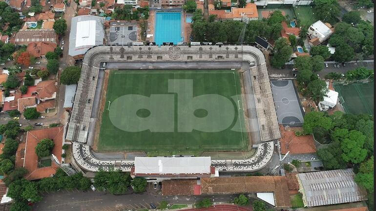 Manuel Ferreira, Estadio, Para Uno.