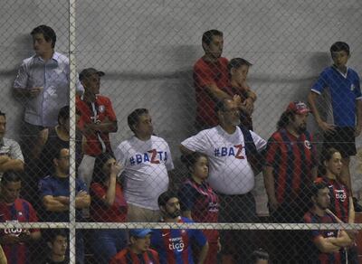 Las remeras con la palabra "BaZta" en referencia al fin de la era de los Zapag en Cerro Porteño.