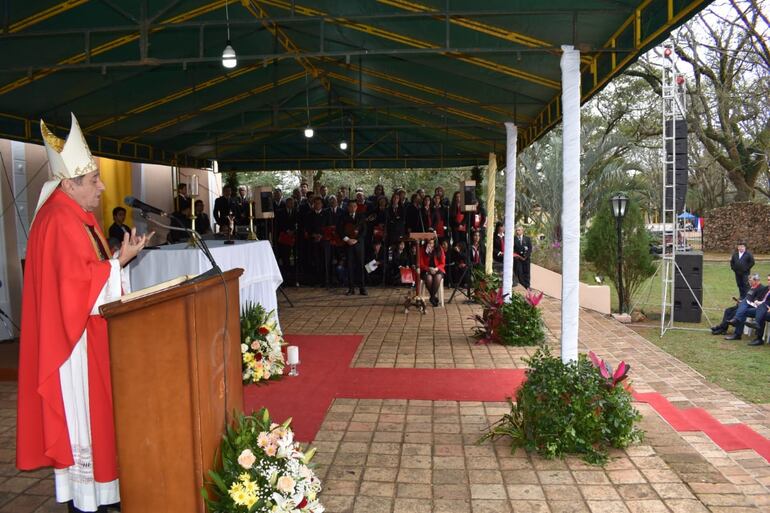 El obispo monseñor Ricardo Valenzuela crítico fuertemente la inseguridad en que vive actualmente la sociedad.