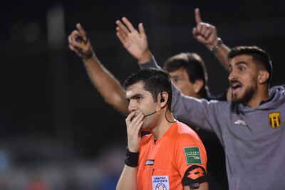 Derlis López, referee, Guaraní, Libertad, VAR.