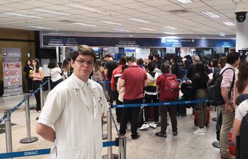 Dr. Yannick Fragnaud, jefe de departamento de salud del aeropuerto