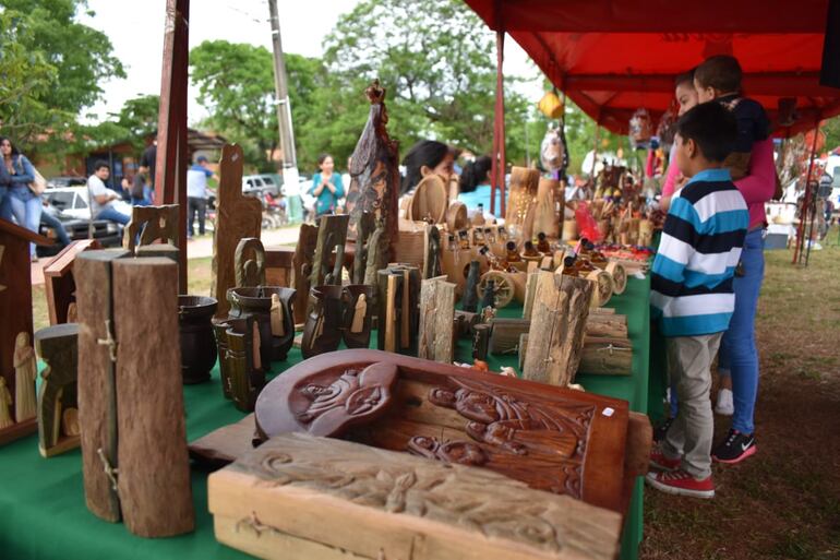 Festival de la artesanía en Tobatí.