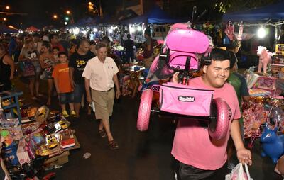 Los artículos más comprados  fueron las bicicletas y triciclos, aunque algunos aprovecharon ya para artículos de la escuela.