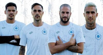 José Aquino Allende (i), Guido Di Vanni, Gonzalo Menéndez y Mathías Saavedra, nuevos futbolistas del 12 de Octubre.