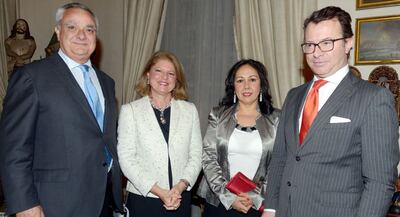 /pf/resources/images/abc-placeholder.png?d=2393