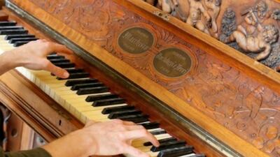 El piano que será subastado.