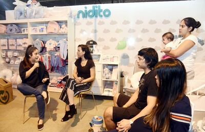 Vania Valdés (i) brindó una charla gratuita en la Expo.