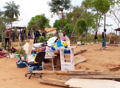 Los invasores del inmueble ubicado en Villa Madrid de Limpio abandonaron el predio pacíficamente.