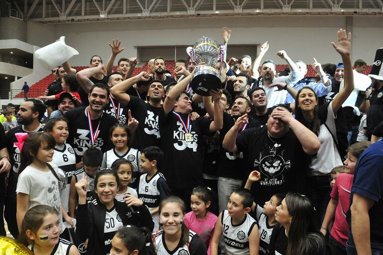 Olimpia Kings ganó el Apertura del Basquetbol