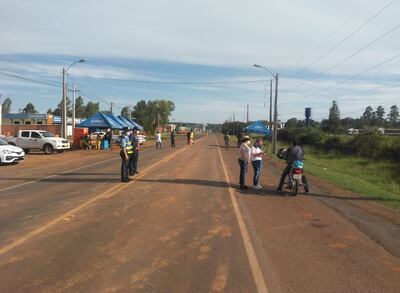 Uno de los puestos de control ubicados sobre la Ruta PY01.