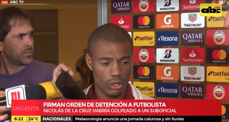 Nicolás de la Cruz fue imputado por violencia y la fiscalia ordenó su detención.