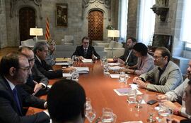 el-presiente-regional-de-cataluna-artur-mas-c-reunido-con-lideres-de-los-partidos-independentistas-catalanes--200050000000-1140023.jpg