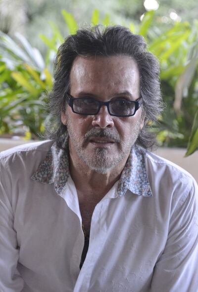 El cantante Emilio García, del grupo Los Hobbies, compartirá hoy una charla en vivo a través del Instagram de APA.