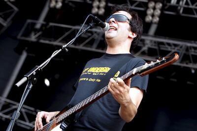 Adam Schlesinger del grupo "Fountains of Wayne" falleció por coronavirus.