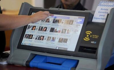 Máquinas de votación de la firma argentina  MSA  a ser utilizadas en las internas y elecciones municipales.