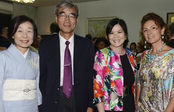 el-embajador-del-japon-en-nuestro-pais-yoshihisa-ueda-ofrecio-un-brindis-en-honor-a-la-pianista-internacional-ingrid-fuzjko-hemming-el-encuentro-so-205323000000-1451575.jpg