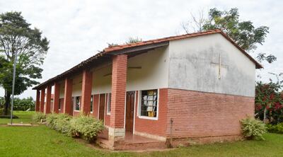 Este es el Colegio Nacional Técnico Agropecuario “Cristo Rey”, en la Colonia Guido Almada de Juan de Mena.