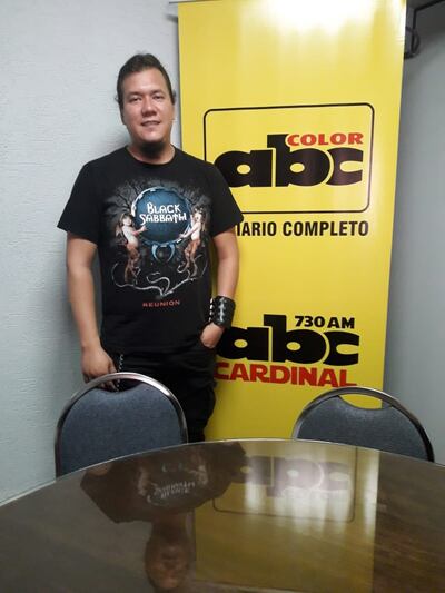 Paciencia y perseverancia constituyen los valores que ayudan a Santiago Jara (28) a tener un negocio propio.