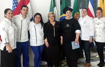 la-profesora-sarita-garofalo-en-compania-de-la-delegacion-paraguaya-participo-de-charlas-clases-y-conferencias-internacionales--194443000000-1372747.jpg