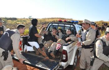 la-matanza-registrada-el-viernes-ultimo-en-la-colonia-yvyra-pyt-de-curuguaty-produjo-seis-bajas-en-la-policia-nacional-entre-ellos-el-jefe-y-el-subj-224419000000-422650.jpg