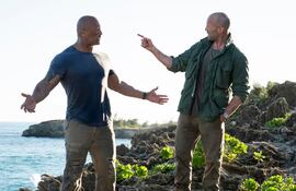 Dwayne Johnson y Jason Statham en "Hobbs & Shaw".