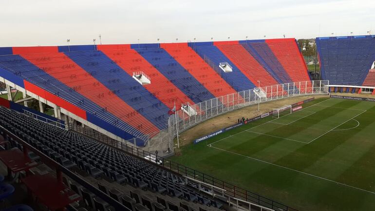 El Nuevo Gasómetro espera por San Lorenzo y Cerro Porteño en la ida de los octavos de la Copa Libertadores.
