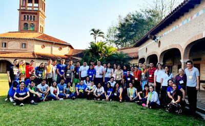 Jóvenes líderes de 4 departamentos recibieron capacitación  sobre emprendedurismo, igualdad, derechos y las becas disponibles. El encuentro fue en Atyrá y concluyó el viernes.