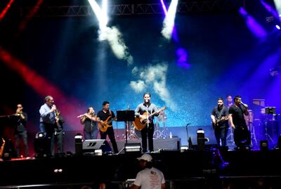 El grupo Los Ojeda, que subió al escenario poco antes de la medianoche, conquistó al público y obtuvo el Guyra Campana de Oro.