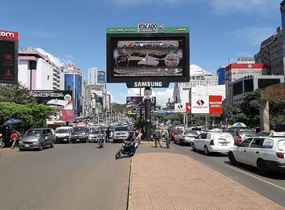 El polémico proyecto de “duty free” mantiene posiciones enfrentadas entre comerciantes del Este y los de la capital.