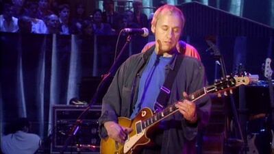 El guitarrista británico Mark Knopfler cumple 70 años haciendo gala de su talento como compositor y su singular estilo.