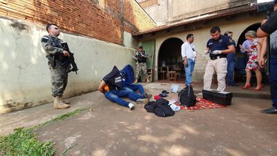 Todos los integrantes de la banda de asaltantes fueron detenidos  por agentes policiales.